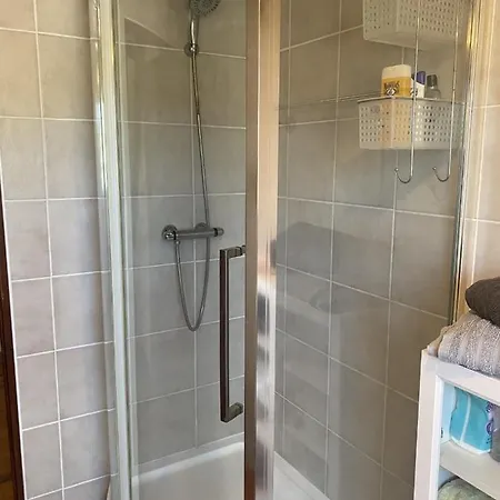 Homestay Espace Familial En Etage Avec 2 Et Des Sanitaires Prives Salviac