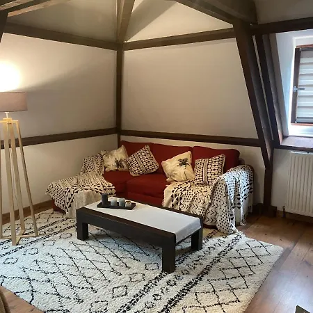 Espace Familial En Etage Avec 2 Et Des Sanitaires Prives * Salviac